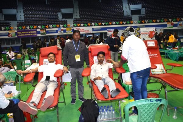 ‘Kalighat Sports Lovers Association’ organized a Blood Donation Festival