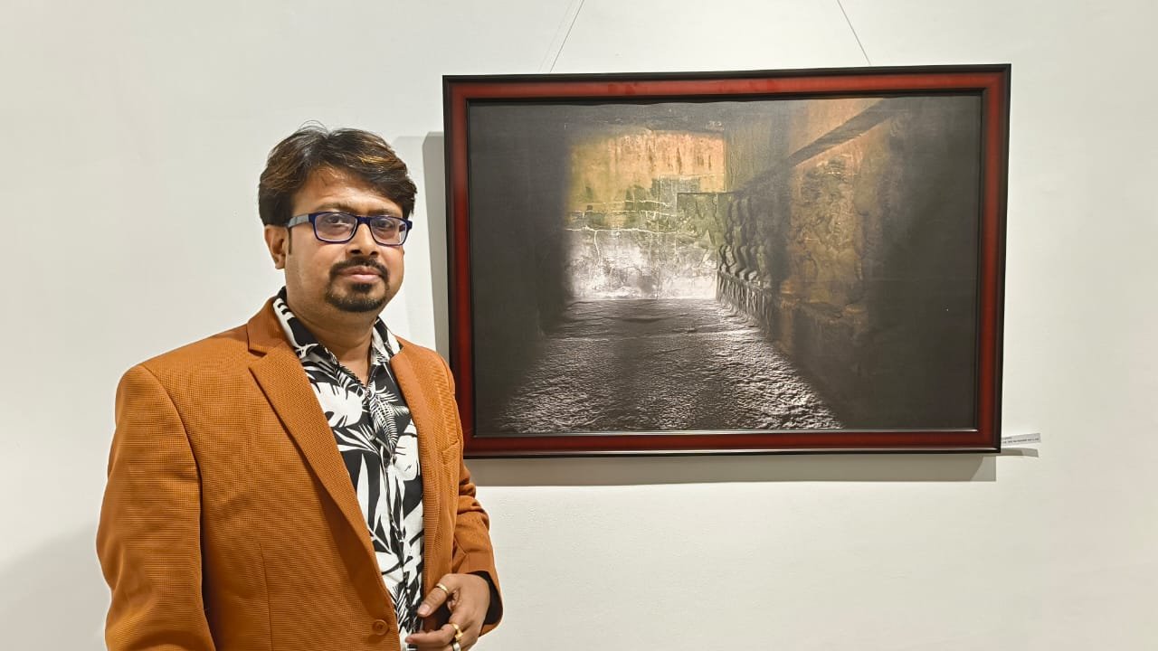 Anupam Halder's 'Cave Photograph' is exhibited in the South Gallery of the Academy of Fine Arts