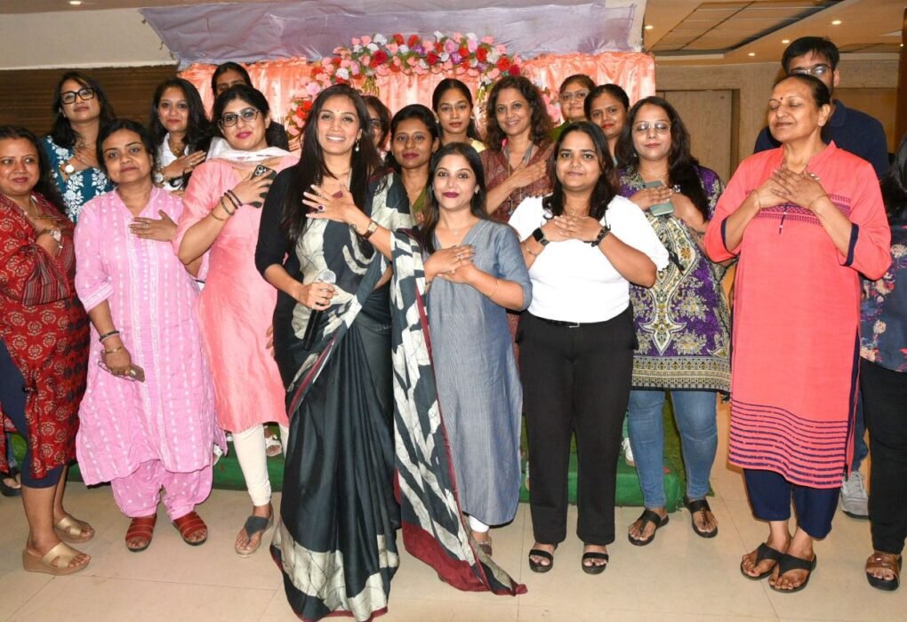 Global Life Coach Kavyal Sedanni Leads Empowering Healing Session in Kolkata