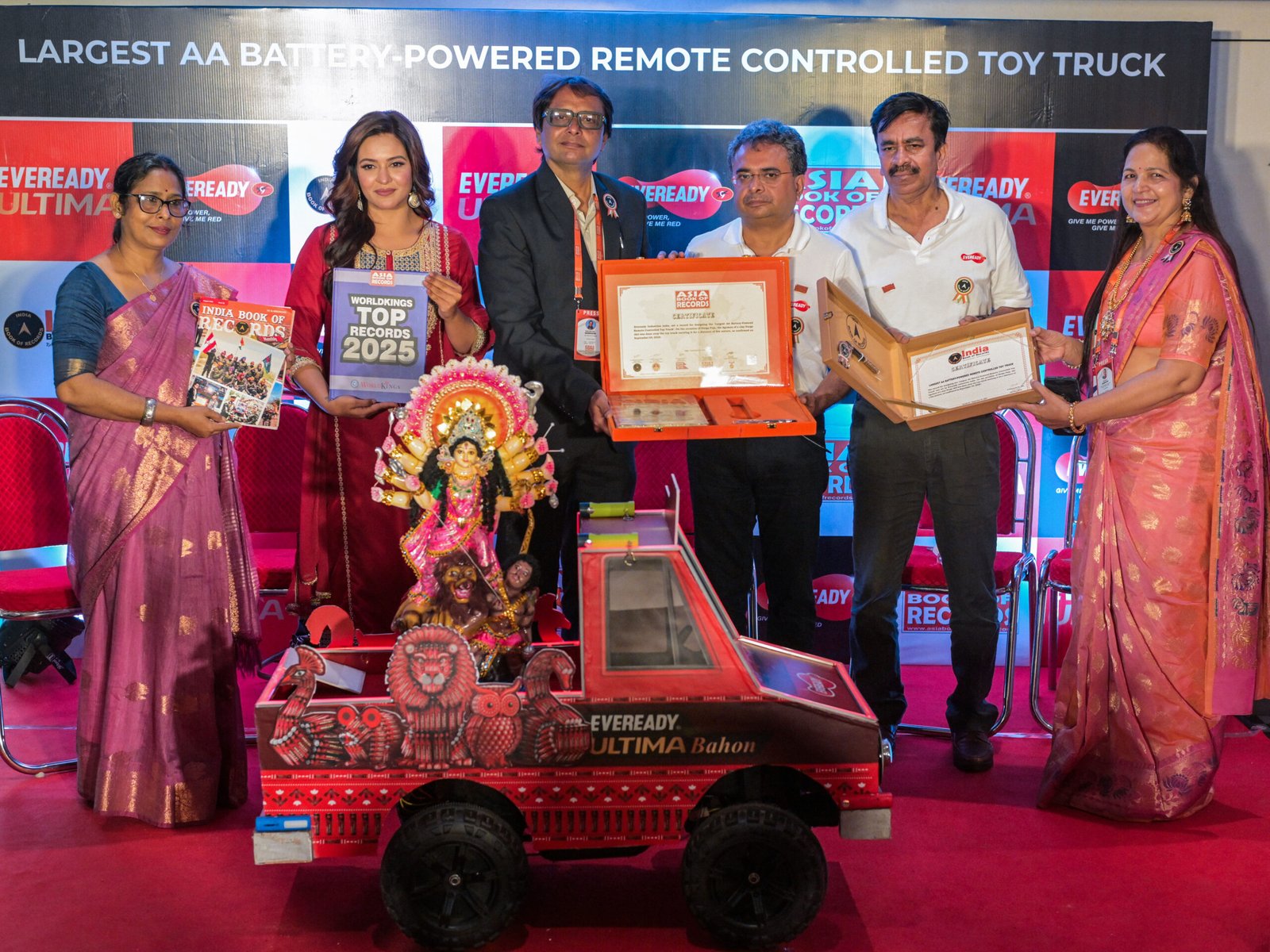 Eveready Powers Up Durga Puja with the Largest Toy Truck: ‘Ultima Bahon’