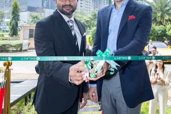 New Era of Automotive Luxury: MG SELECT inaugurates its Experience Centre in Kolkata New Era of Automotive Luxury: MG SELECT inaugurates its Experience Centre in Kolkata