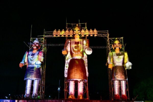 60-feet-tall Ravana effigy burnt on Dussehra organized by Salt Lake Sanskritik Sansad & Sanmarg at Central Park (Salt Lake), Kolkata 60-feet-tall Ravana effigy burnt on Dussehra organized by Salt Lake Sanskritik Sansad & Sanmarg at Central Park (Salt Lake), Kolkata