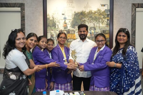 Chief Minister Felicitates Glendale Academy Students for Winning Gold at Global Excellence Day 2025 in Singapore