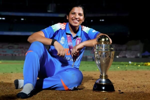 Cricket Association of Bengal to Honour Richa Ghosh with a Gold Bat and Ball on 8th November at Eden Gardens, Kolkata