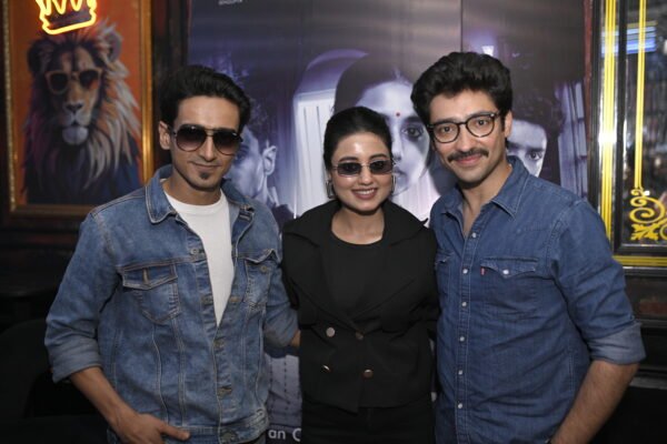 AddaTimes Releases Trailer Of New Web Series ‘Khujechi Toke Raat Berate’