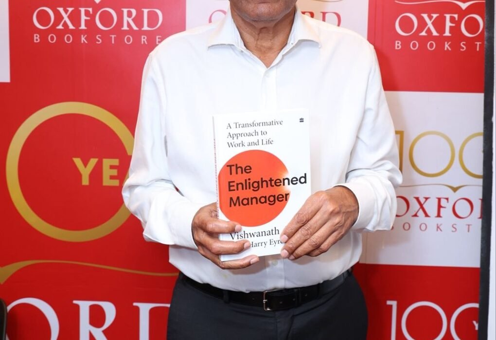 Vishwanath Alluri Unveils His book The Enlightened Manager at Oxford Bookstore