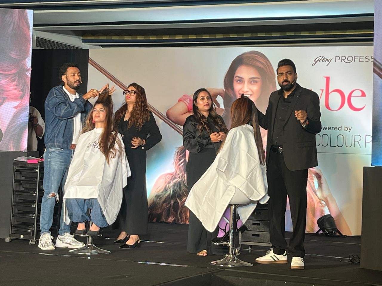 Godrej Professional Launches the Vybe Collection in Kolkata, to upskill 1000+ hair stylists across the country
