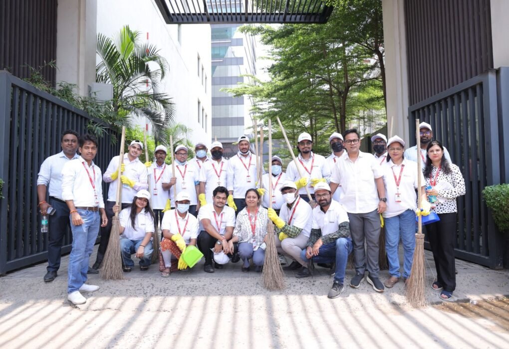 Siddha Group Joins KMC’s ‘Swachhta Se Swagat - Swachhta Hi Seva’ Drive