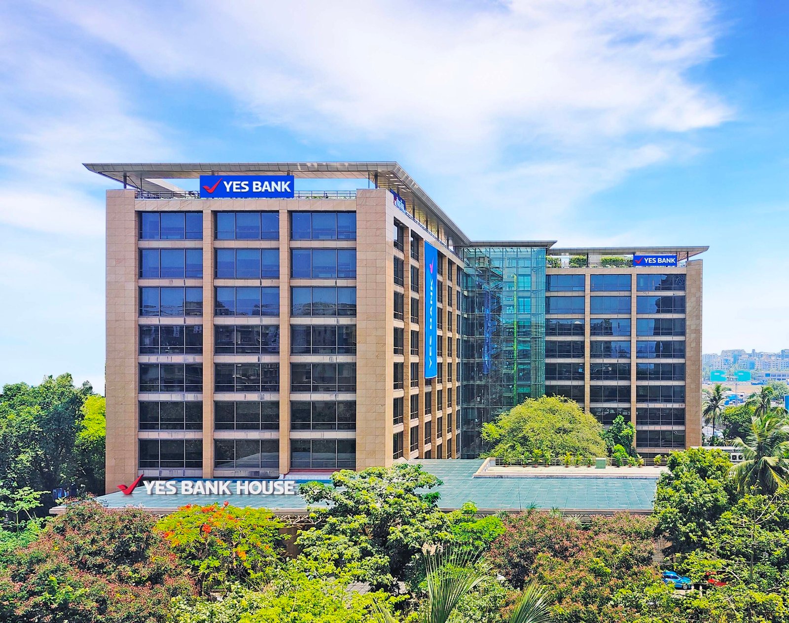 YES BANK Raises USD FCNR(B) Deposit Interest Rates for NRI Customers