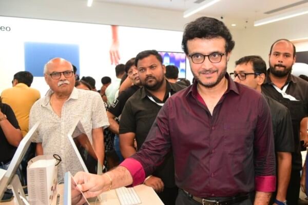 Sourav Ganguly inaugurates iTech’s Apple Premium Partner Store in Kolkata